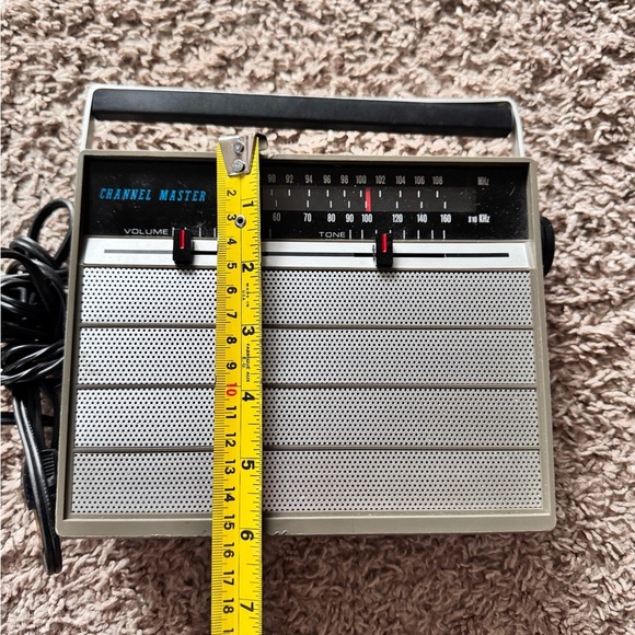 Vintage Channel Master Am/fm Radio Tested Works Great - Picture 2 of 6